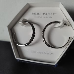 Bomb Party Earing (Steady As We Go)